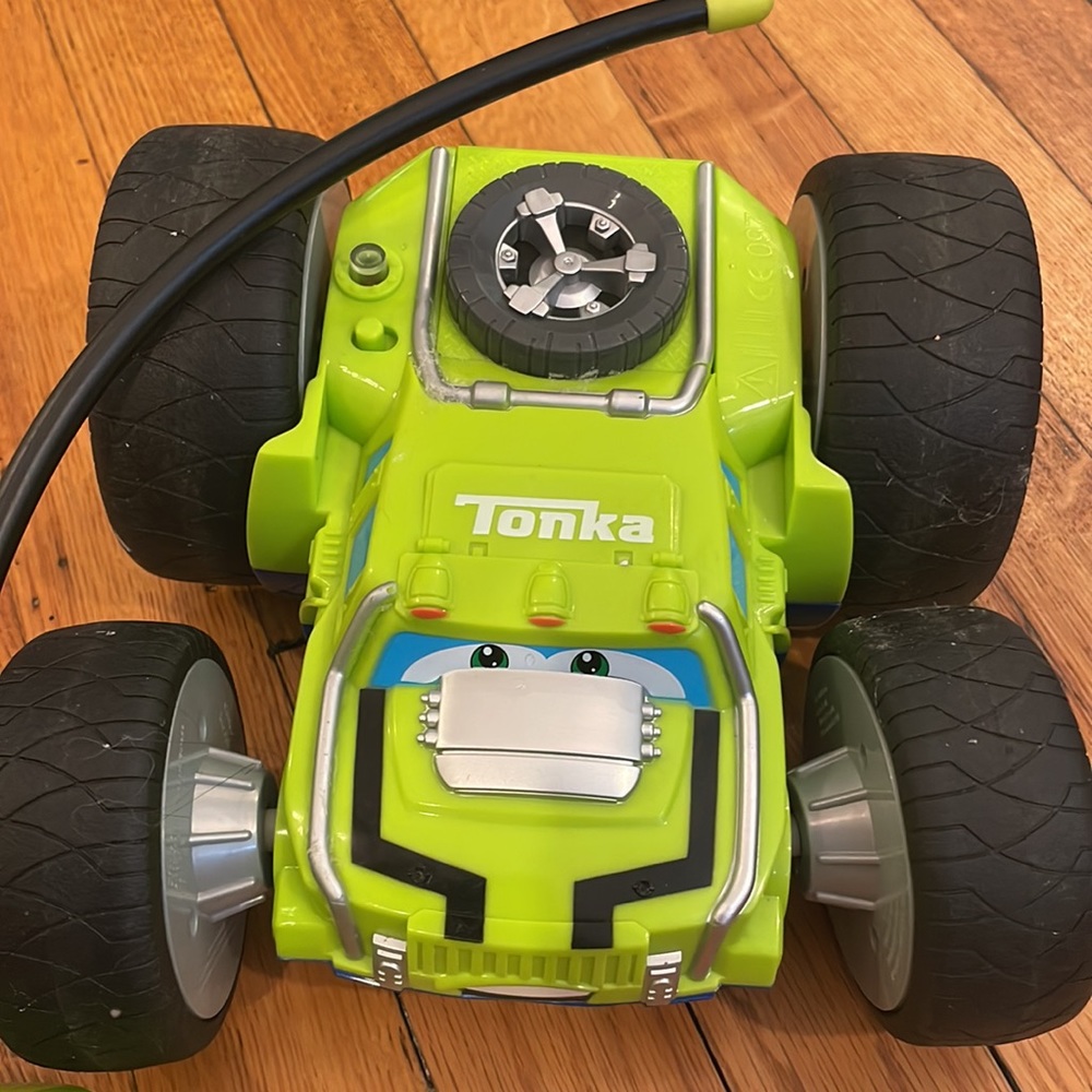 Tonka BOUNCE-BACK RACER!remote control car
